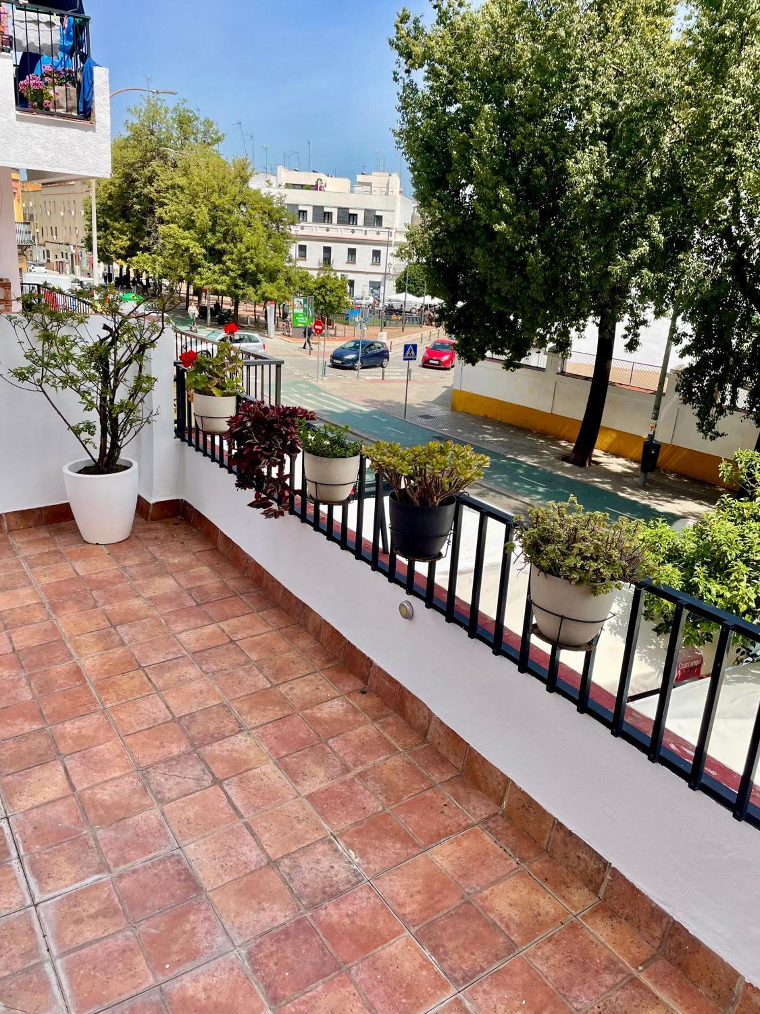 La Terraza De Triana Apartman Sevilla Kültér fotó